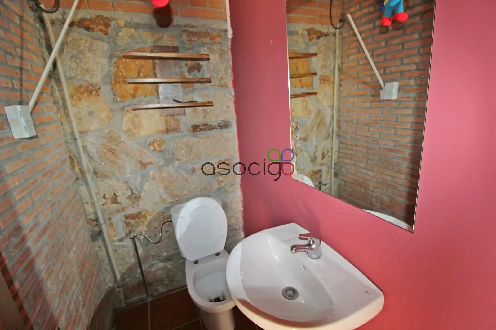 Baño de Casa o chalet en venta en El Casar con Calefacción