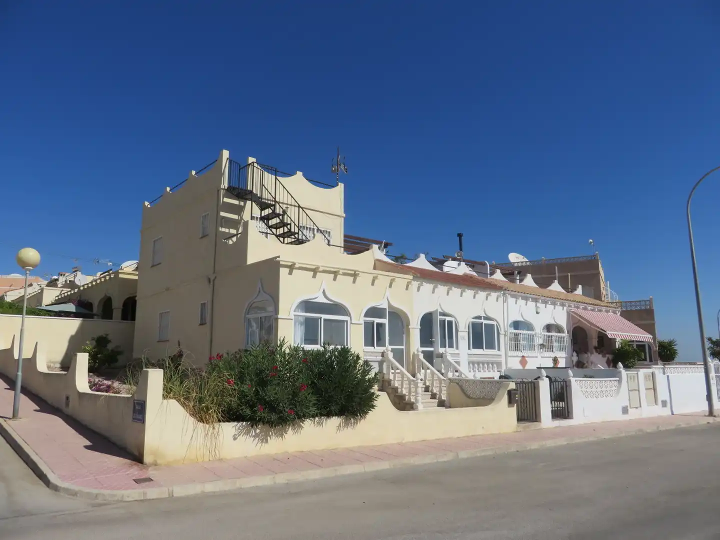 Exterior view of Flat for sale in San Miguel de Salinas