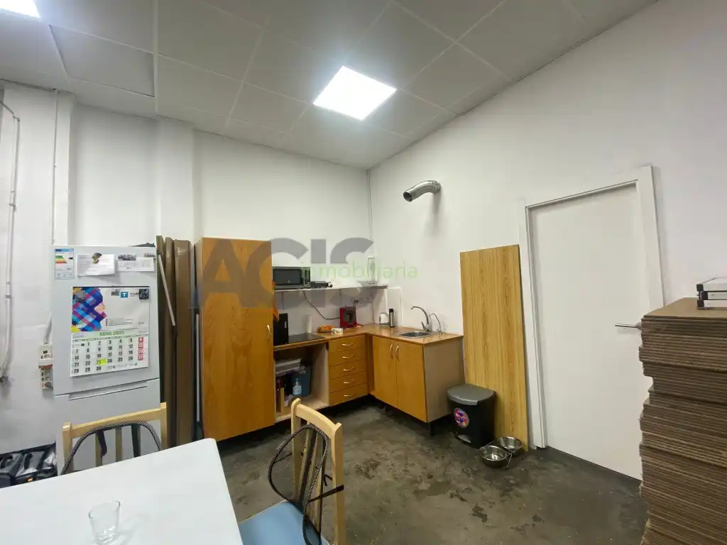 Nave industrial in vendita a Carrer Cardenal Cisneros, imagen 6