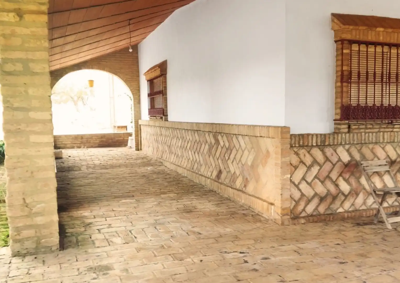 Finca rústica en venta en La Palma del Condado con Jardín privado, Terraza y Trastero