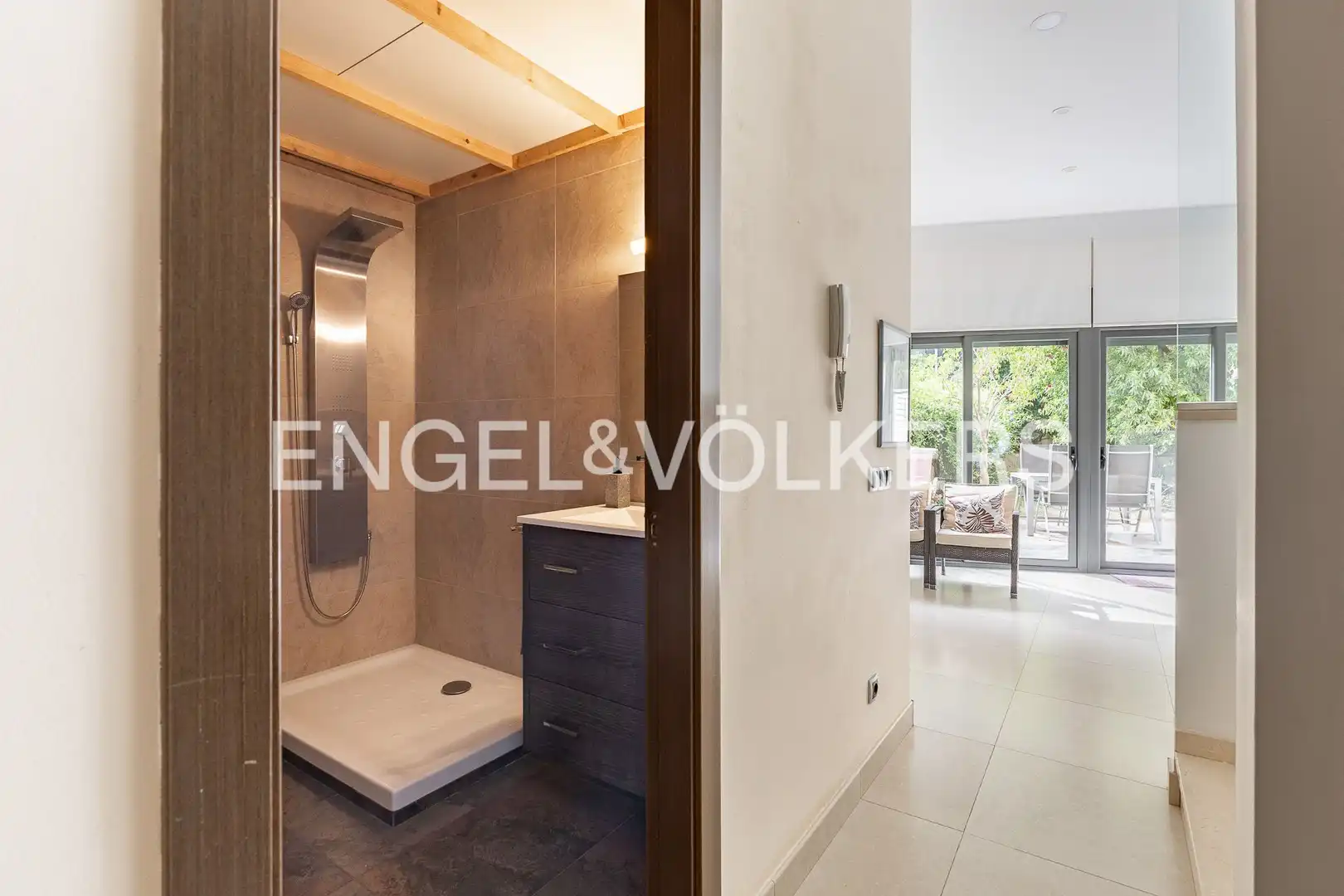 Casa adosada en venta en Barcelona con Aire acondicionado, Calefacción y Jardín privado