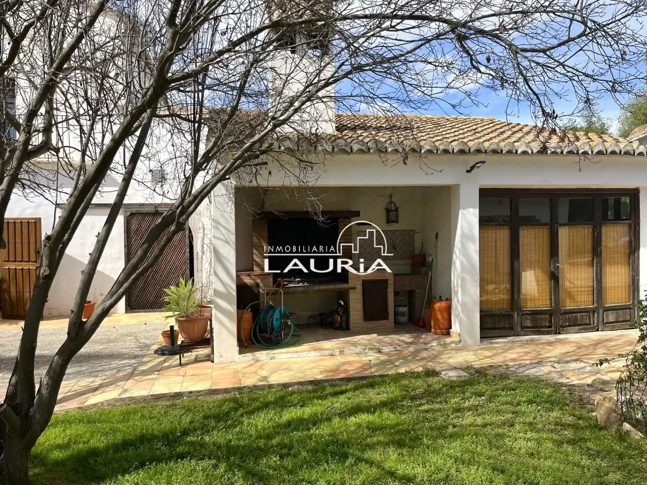 Vista exterior de Casa o chalet en venta en San Antonio de Benagéber con Aire acondicionado, Calefacción y Jardín privado