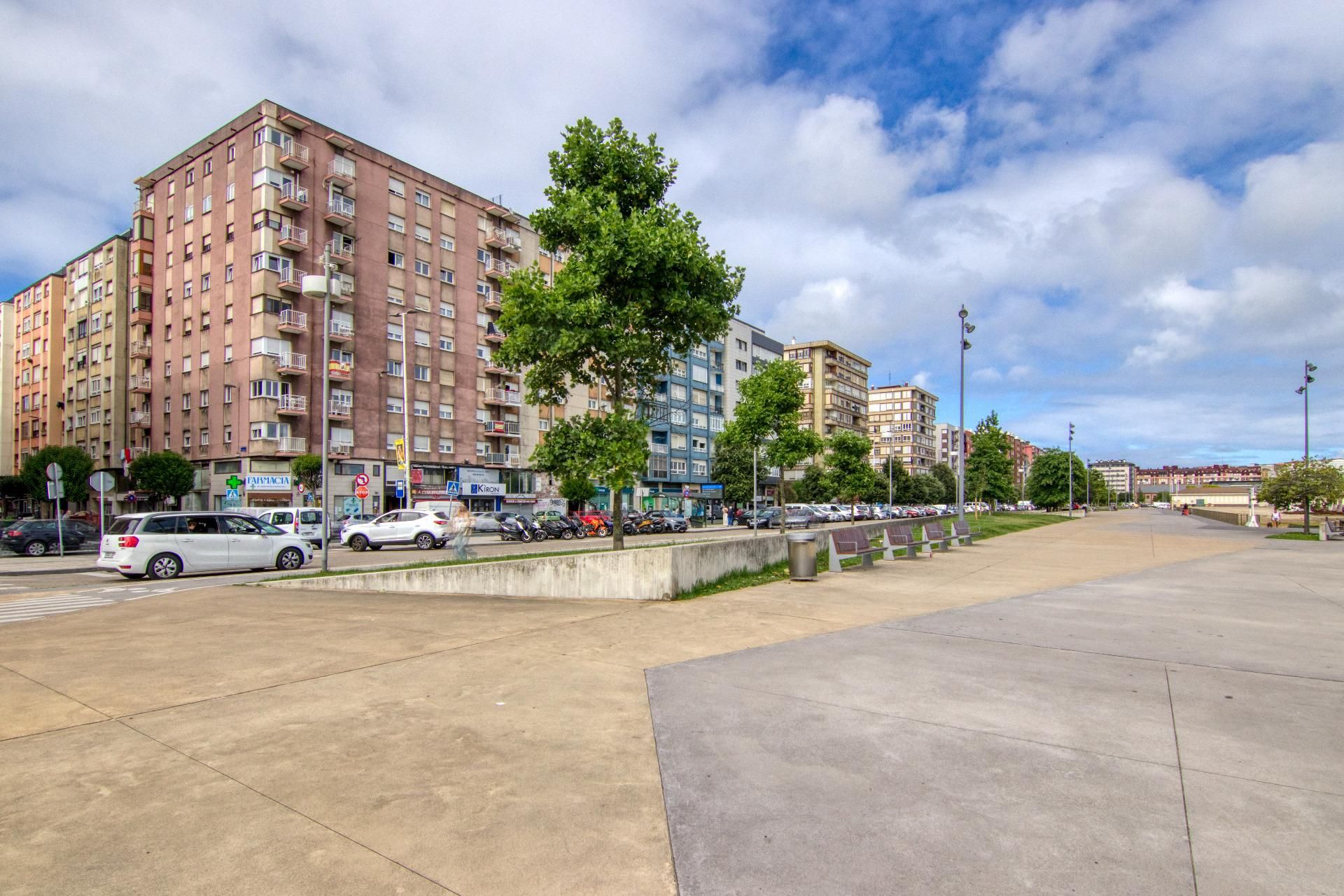 Vista exterior de Piso en venta en Santander