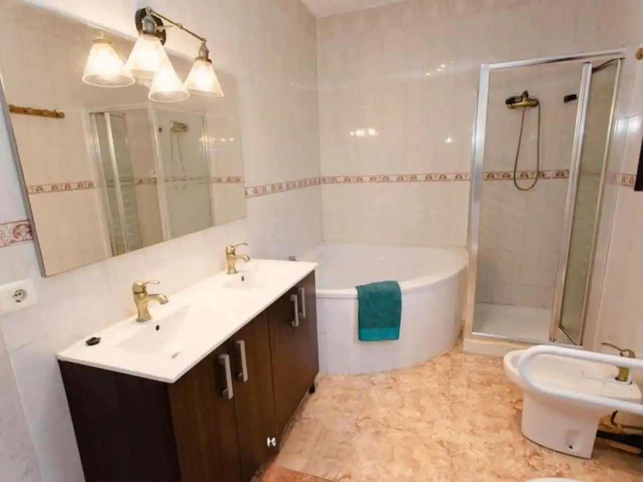 Casa rústica con jardín en venta en Camí del Mas de Colomi 9, imagen 3