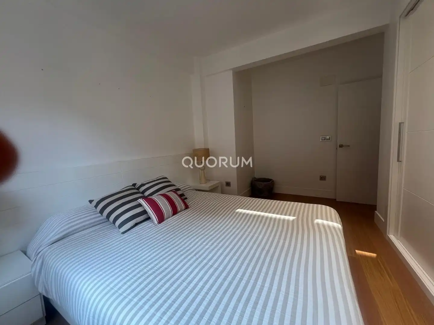 Bedroom of Flat for rent in Bilbao   with Heating and Furnished