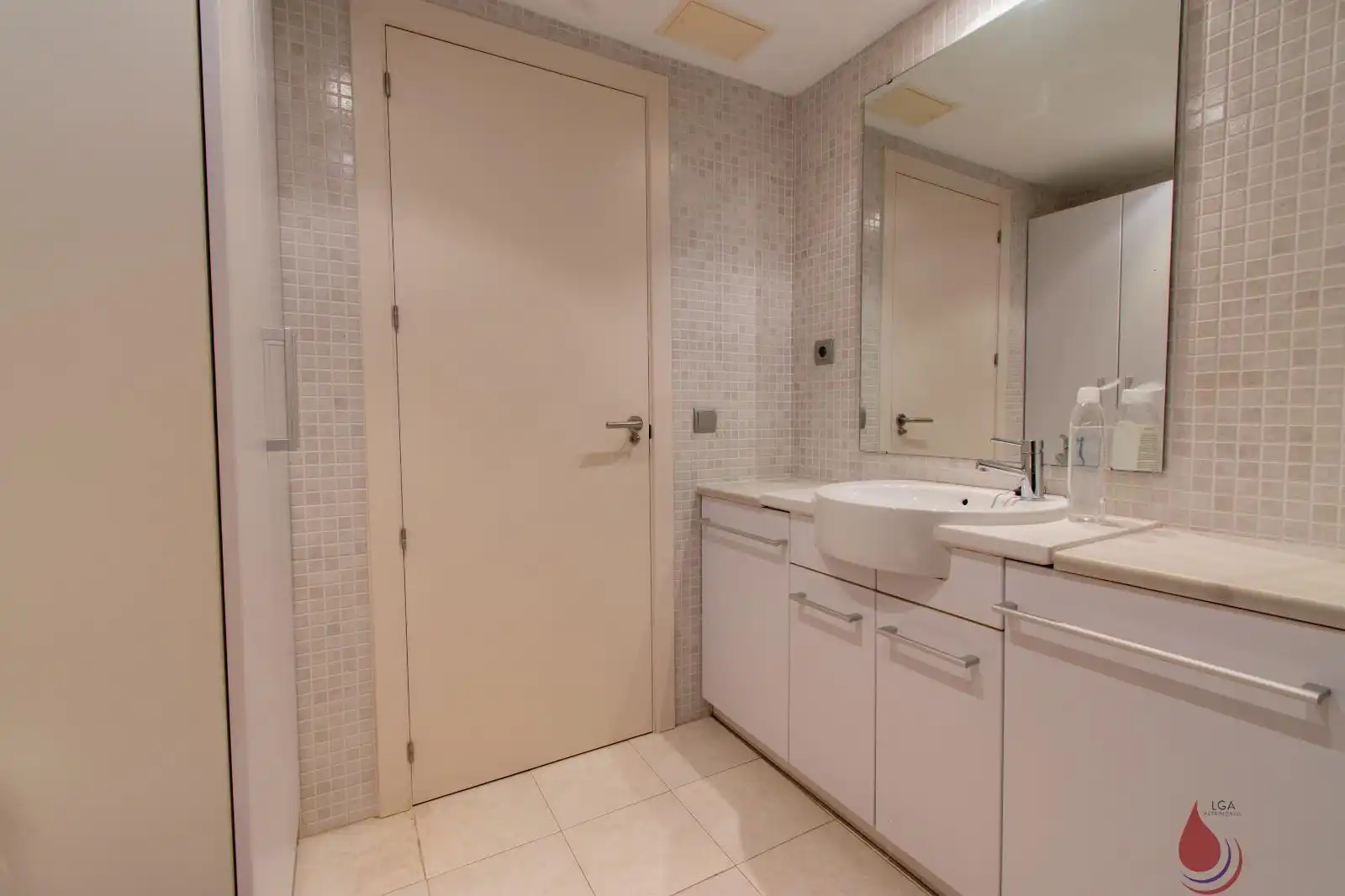 Baño de Ático en venta en El Vendrell con Aire acondicionado, Parquet y Terraza