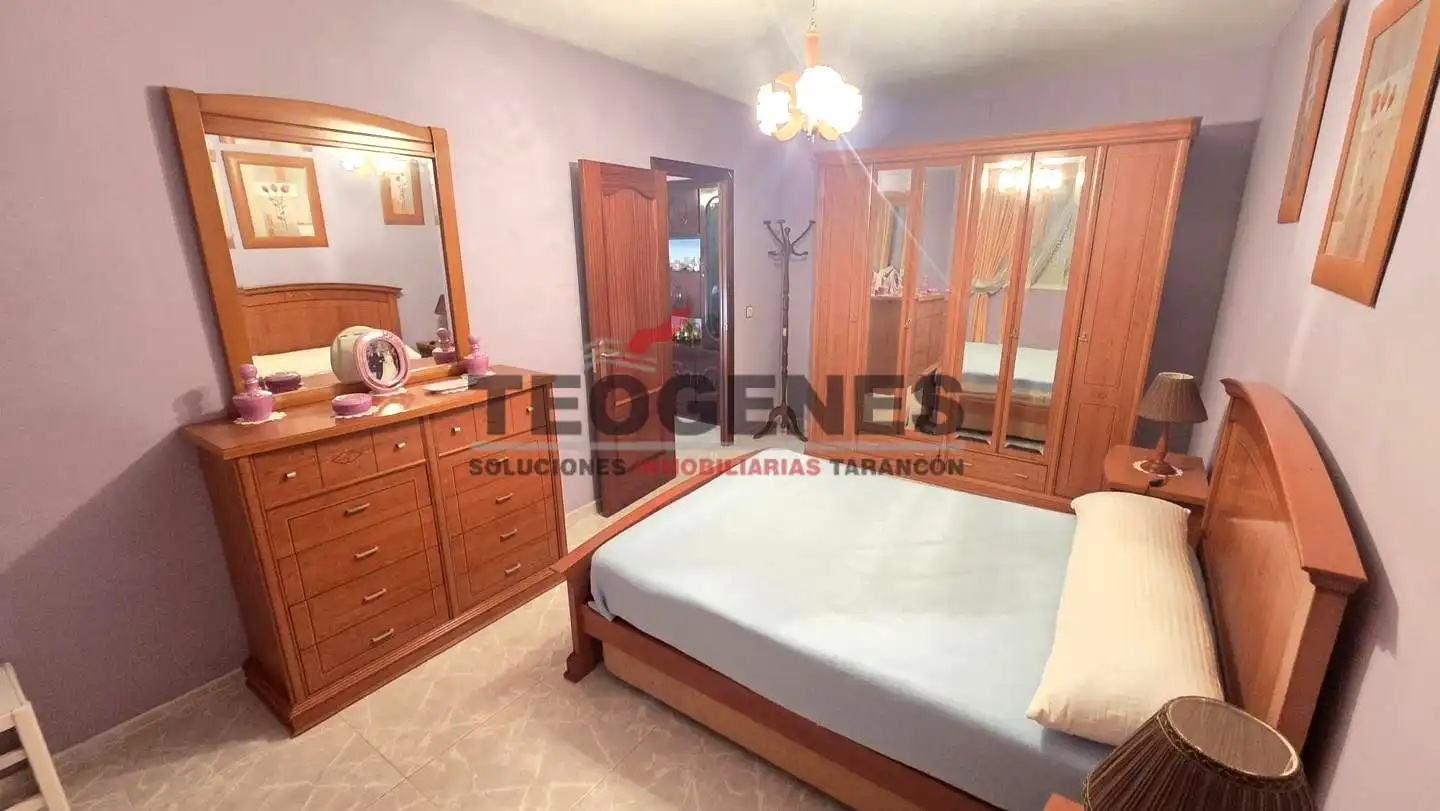 Habitación de Casa o chalet en venta en Zarza de Tajo con Aire acondicionado y Amueblado