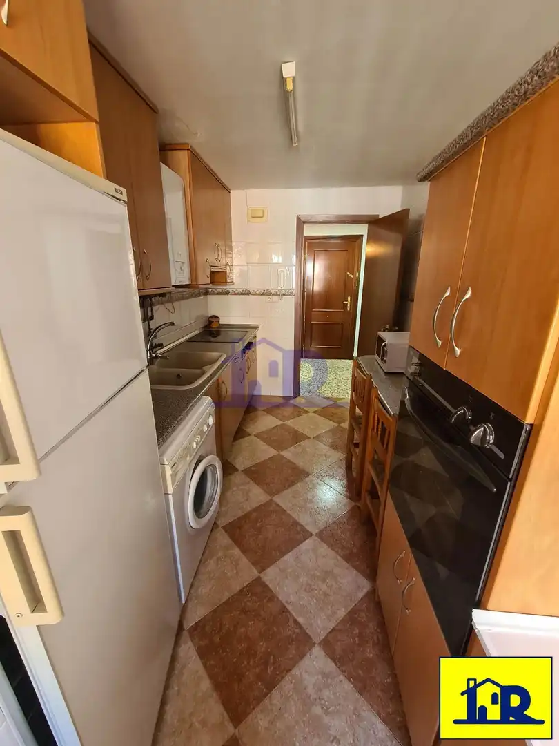 Küche von Wohnung zur Miete in Cuenca mit Heizung, Terrasse und Möbliert