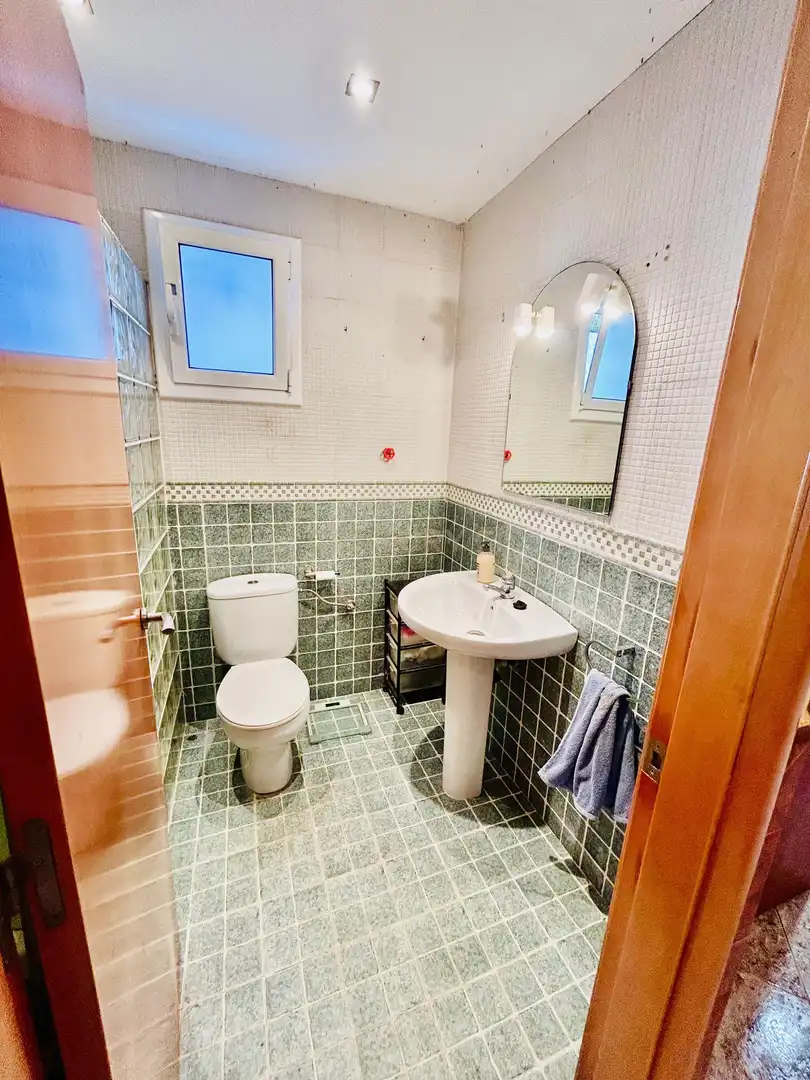 Bathroom of Houses for sale in Calafell  with Private garden and Swimming Pool