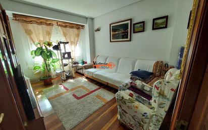 Living room of Flat for sale in Castro-Urdiales  with Terrace