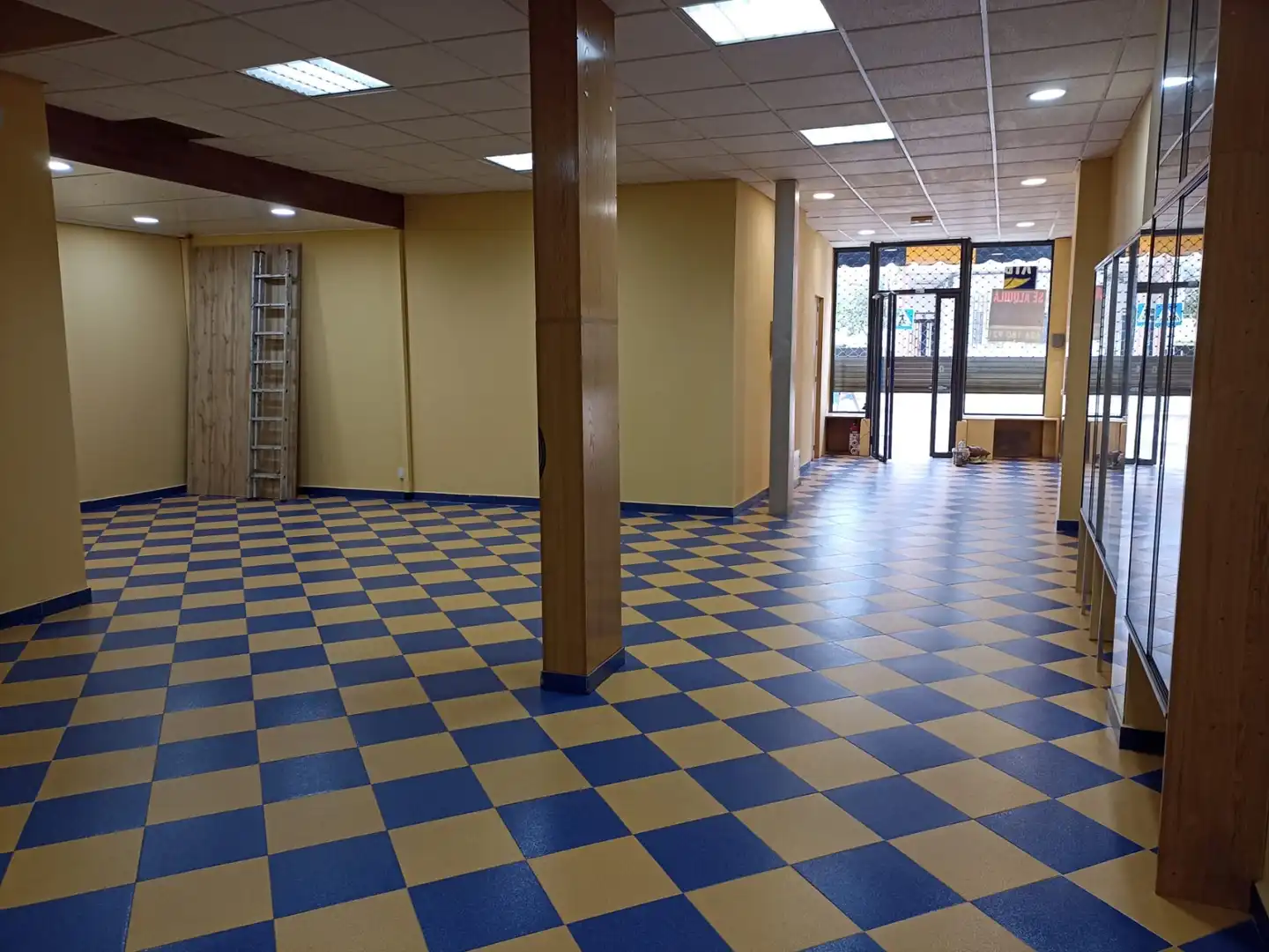 Locale commerciale in affitto a Calle Sor Valentina Mirón 96, imagen 2