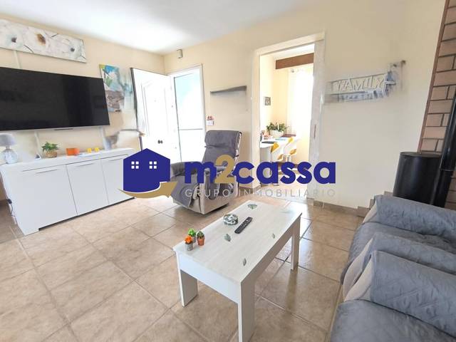 Casa-chalet en Venta en Torrecilla