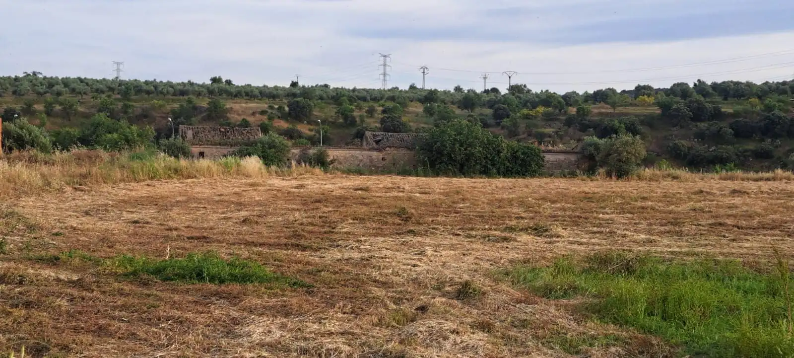 Land for sale in El Puente del Arzobispo