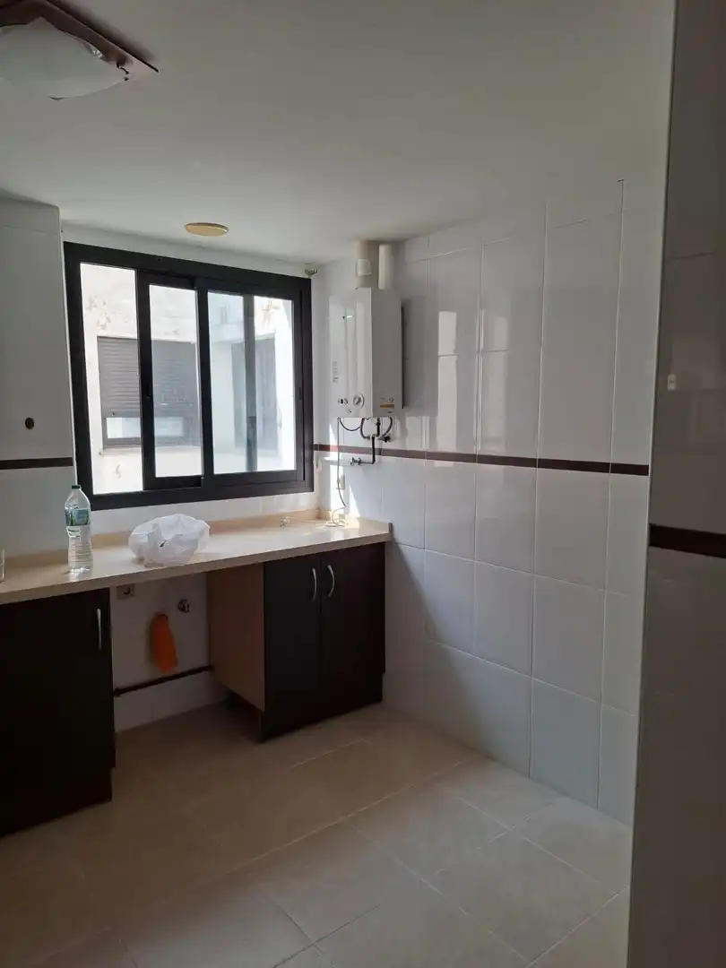 Bathroom of Attic for rent in Burjassot