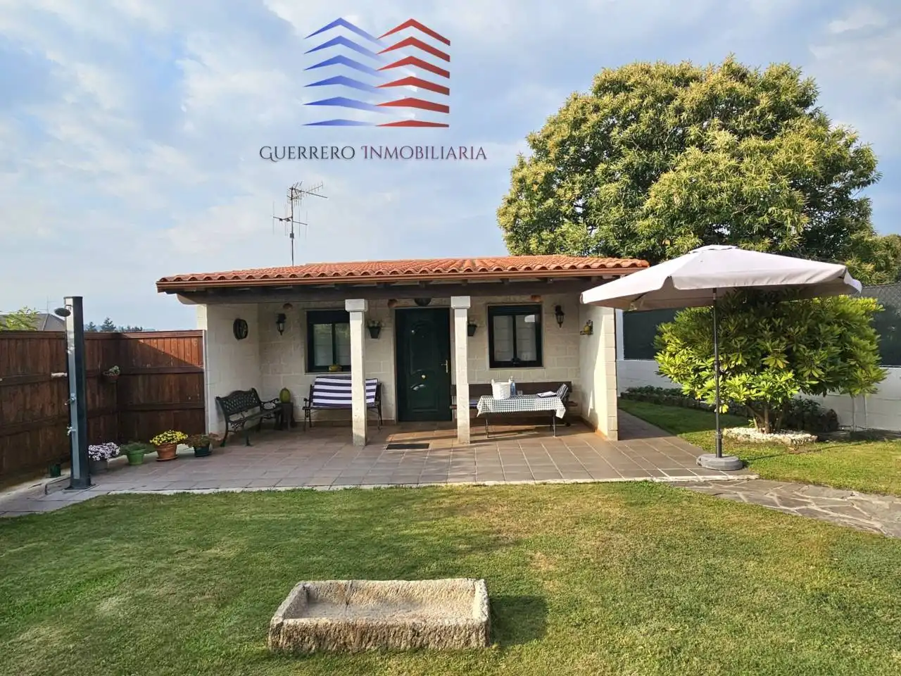 Casa amb jardí en venda a Calle Outeiro, imagen 4