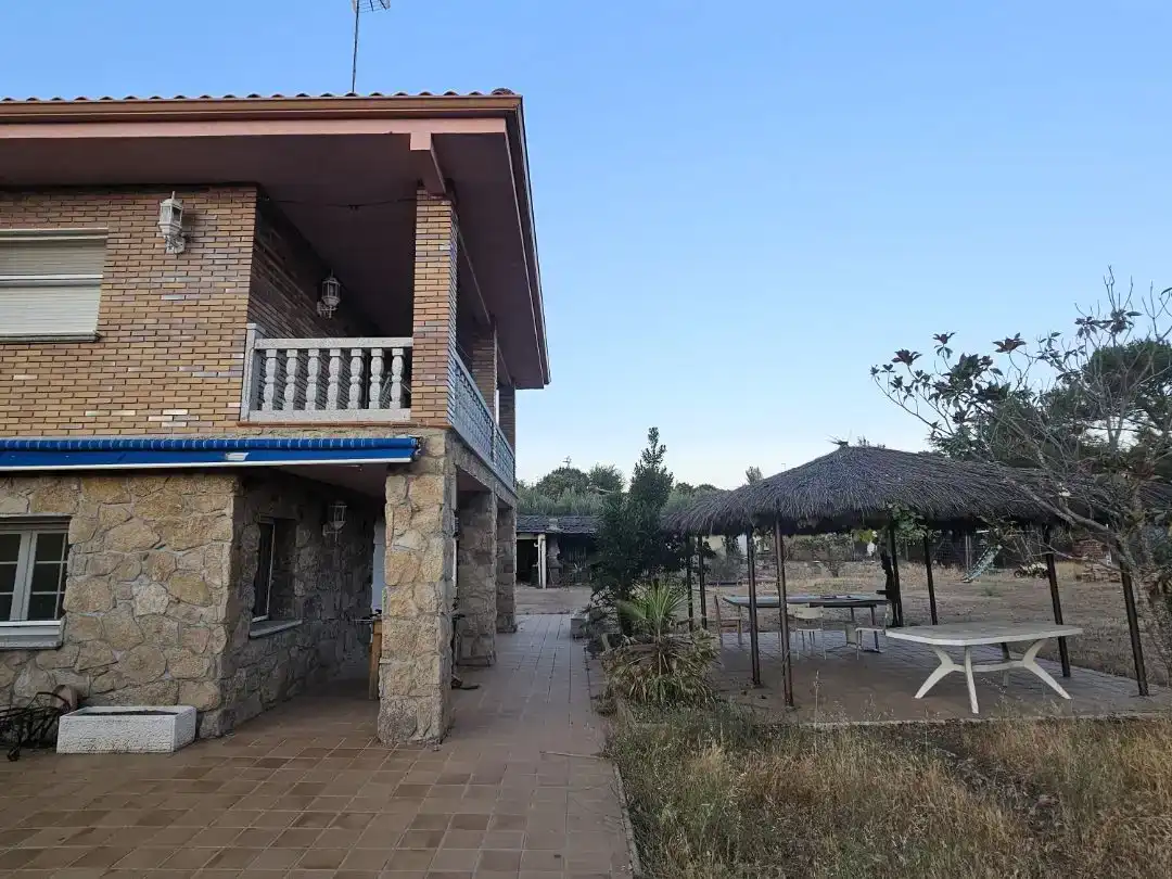 Piso en venta en Valdemorillo con Aire acondicionado, Jardín privado y Trastero