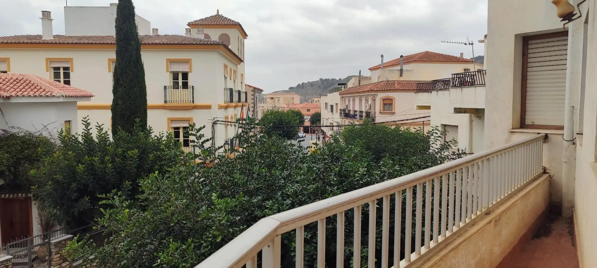 Vista exterior de Edifici en venda en Purchena