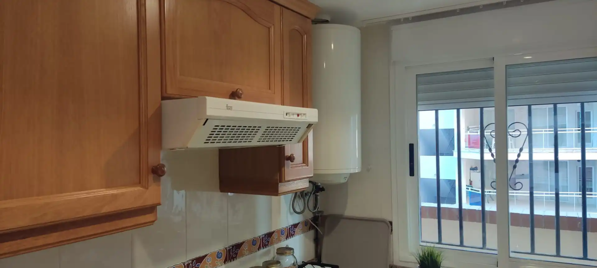 Cocina de Apartamento de alquiler en Oropesa del Mar / Orpesa con Aire acondicionado, Terraza y Amueblado