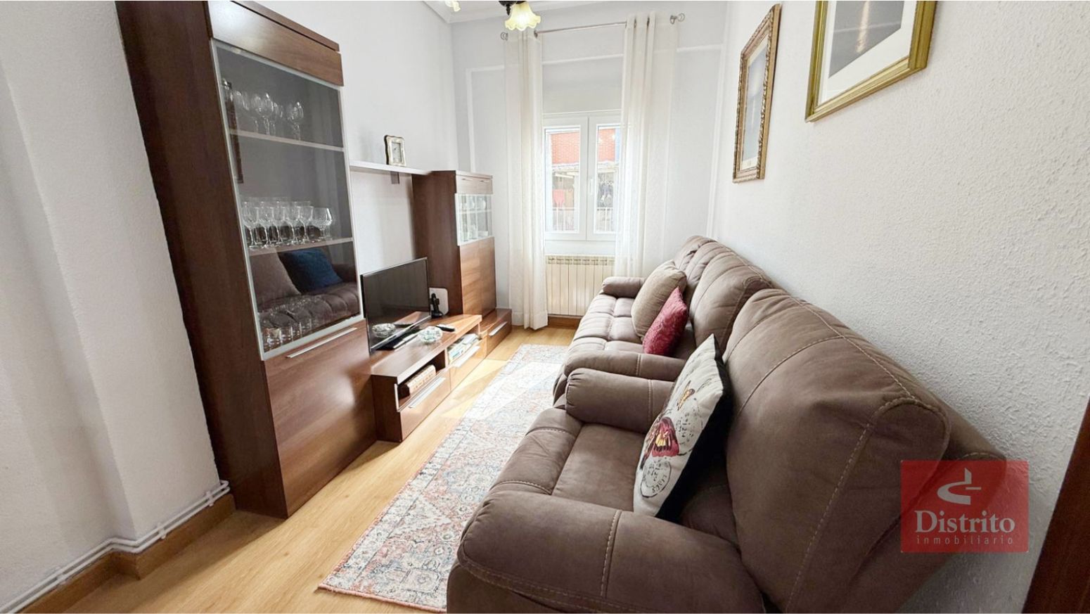 Sala de estar de Piso en venta en Torrelavega  con Calefacción, Terraza y Amueblado