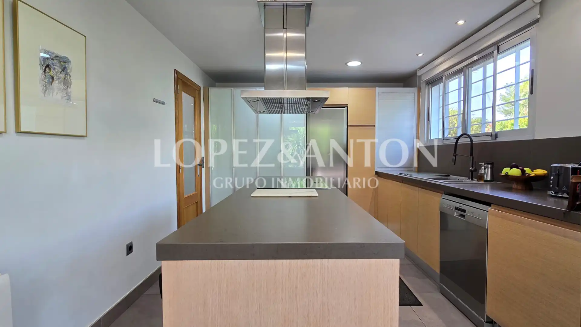 Kitchen of Houses for sale in L'Eliana  with Air Conditioner, Heating and Private garden