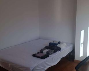 Bedroom of Flat to share in Mataró  with Air Conditioner and Terrace