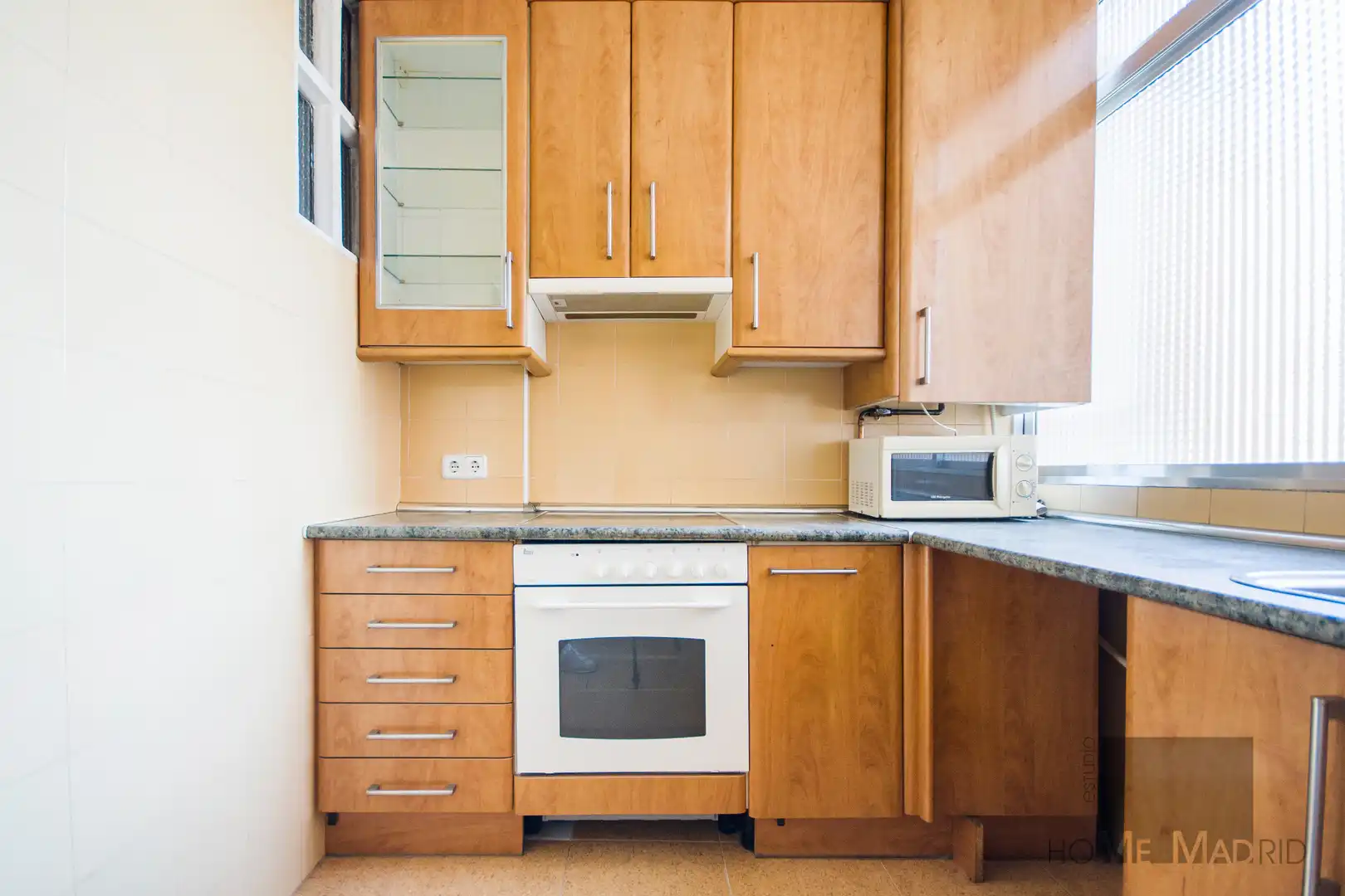Cocina de Piso en venta en Coslada con Calefacción, Parquet y Terraza