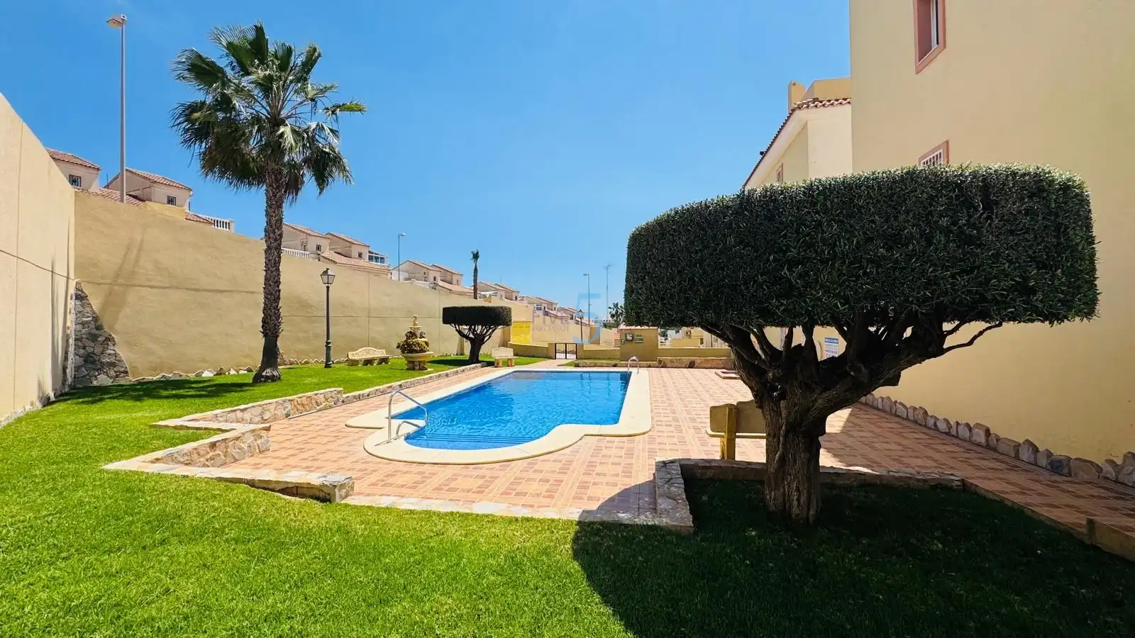 Swimming pool of Flat for sale in Orihuela  with Air Conditioner, Swimming Pool and Furnished