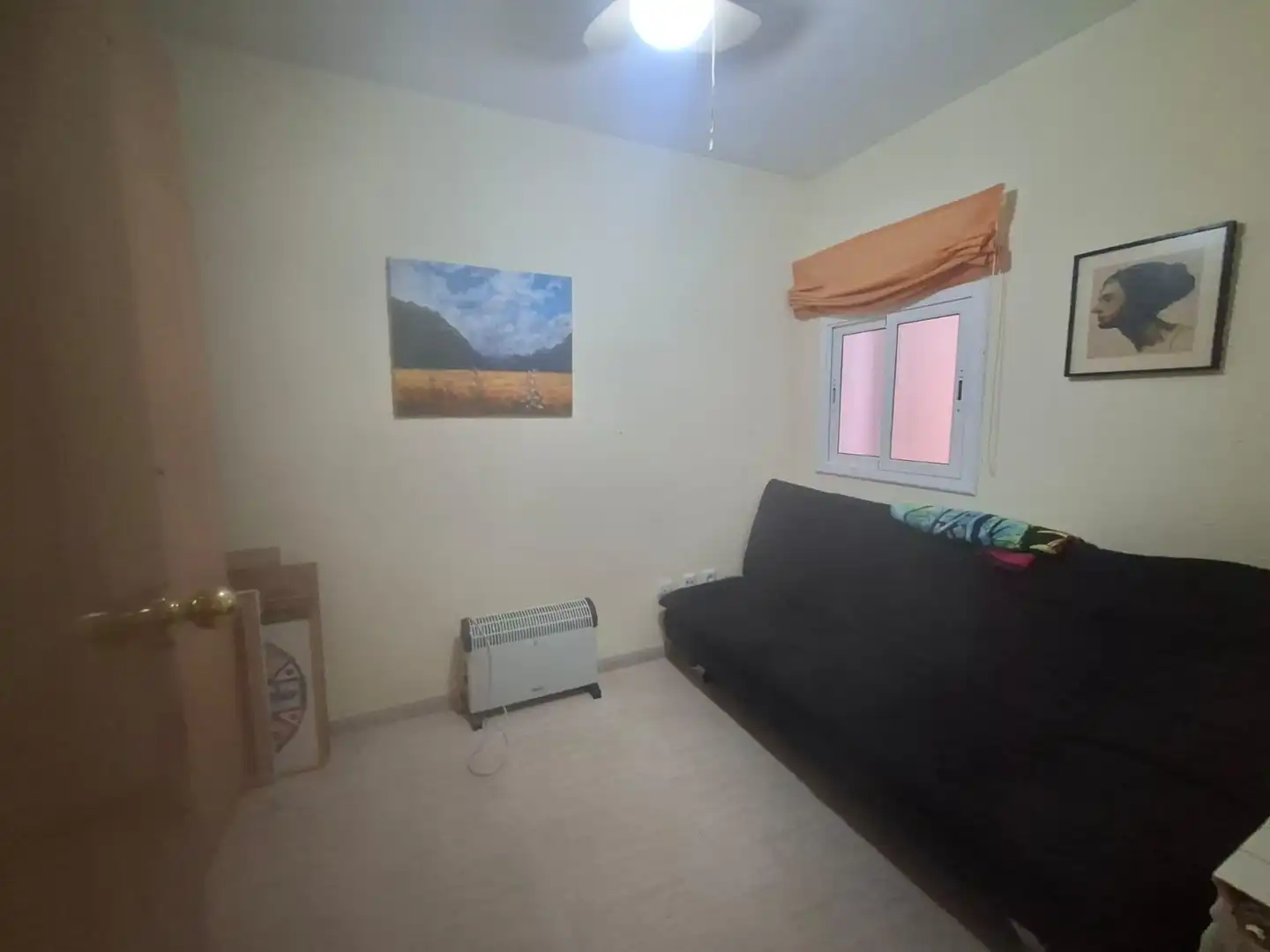 Schlafzimmer von Erdgeschoss zum Verkauf in Palafolls mit Klimaanlage, Heizung und Terrasse