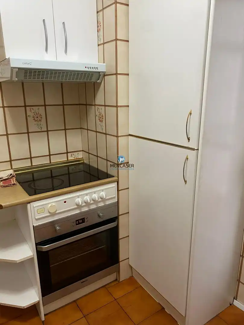 Cocina de Piso en venta en Alcalá de Henares con Calefacción
