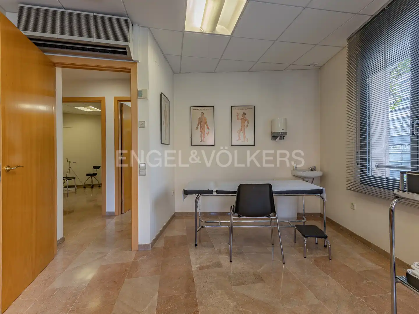 Flat for sale in Manresa  with Air Conditioner, Heating and Balcony