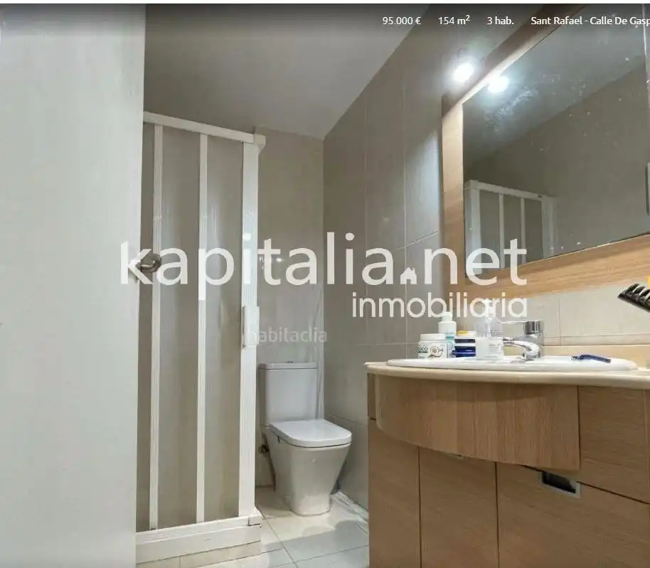 Baño de Piso en venta en Ontinyent con Balcón