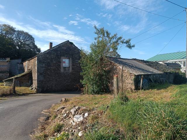 Casa-chalet en Venta en Monfero