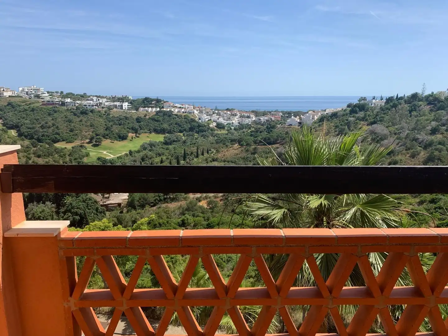 Vista exterior de Piso en venta en Marbella con Aire acondicionado, Jardín privado y Terraza
