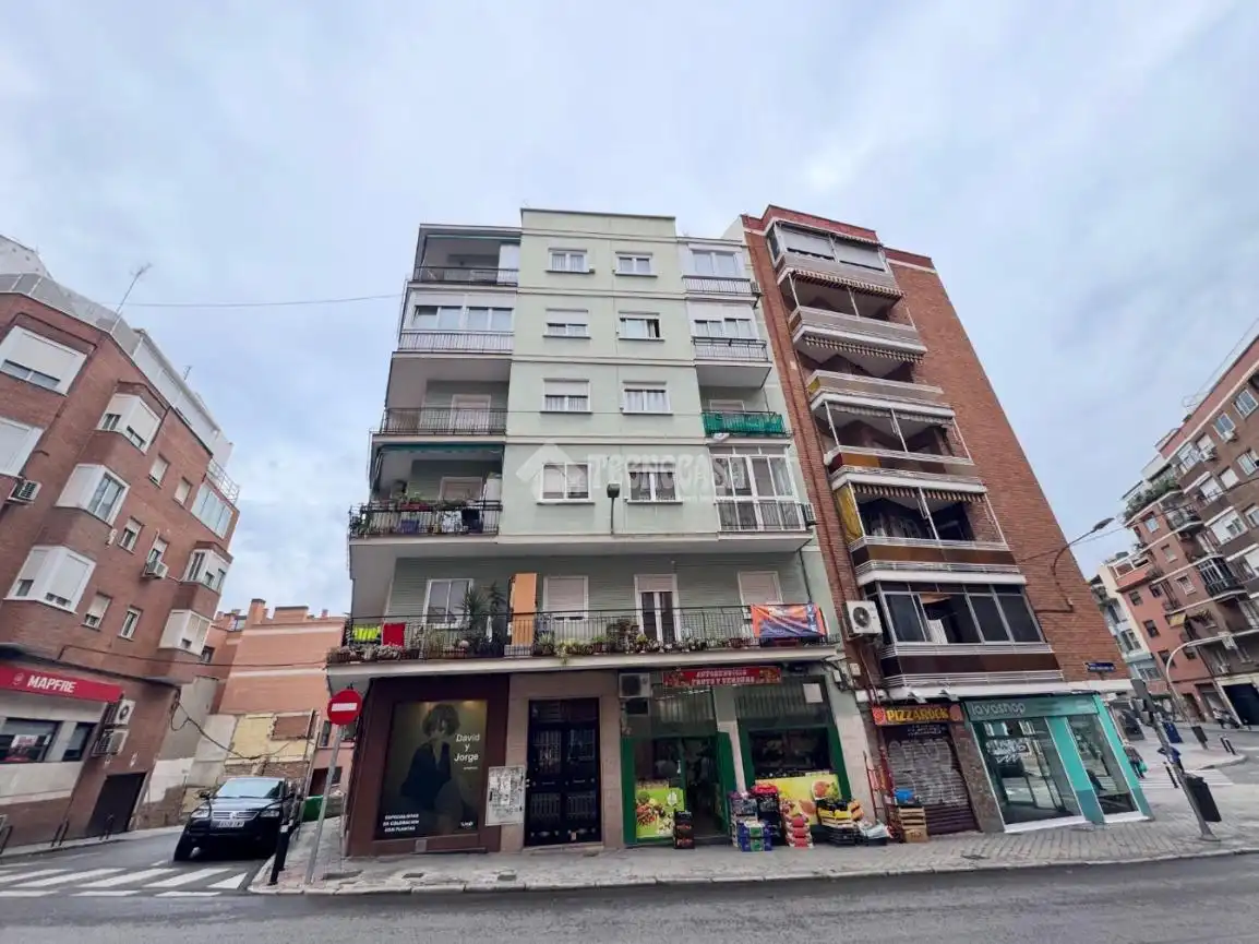 Außenansicht von Wohnung zur Miete in Tetuán