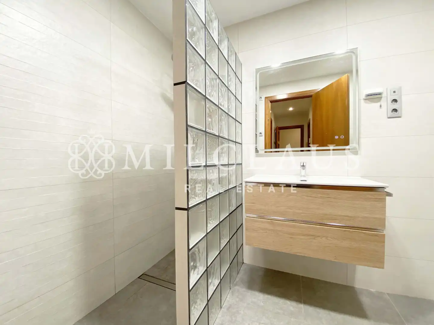 Flat for sale in Carrer de Sicília, imagen 41