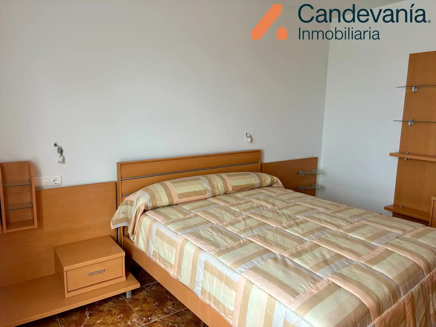 Habitación de Piso en venta en San Mateo de Gállego con Calefacción y Trastero