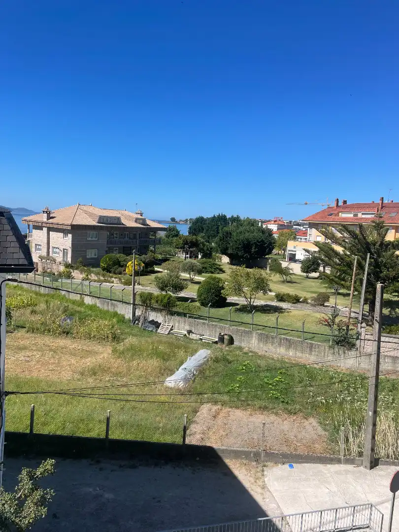 Pis en venda en Cangas  amb Calefacció, Traster i Moblat