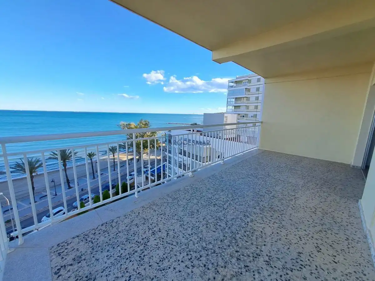 Terrassa de Apartament en venda en Benicasim / Benicàssim amb Piscina comunitària
