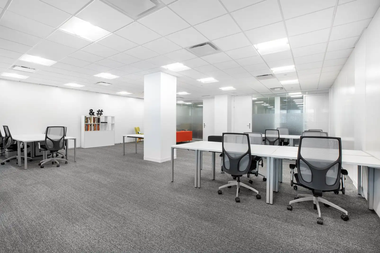 Büro zur Miete in Barcelona mit Klimaanlage, Heizung und Möbliert