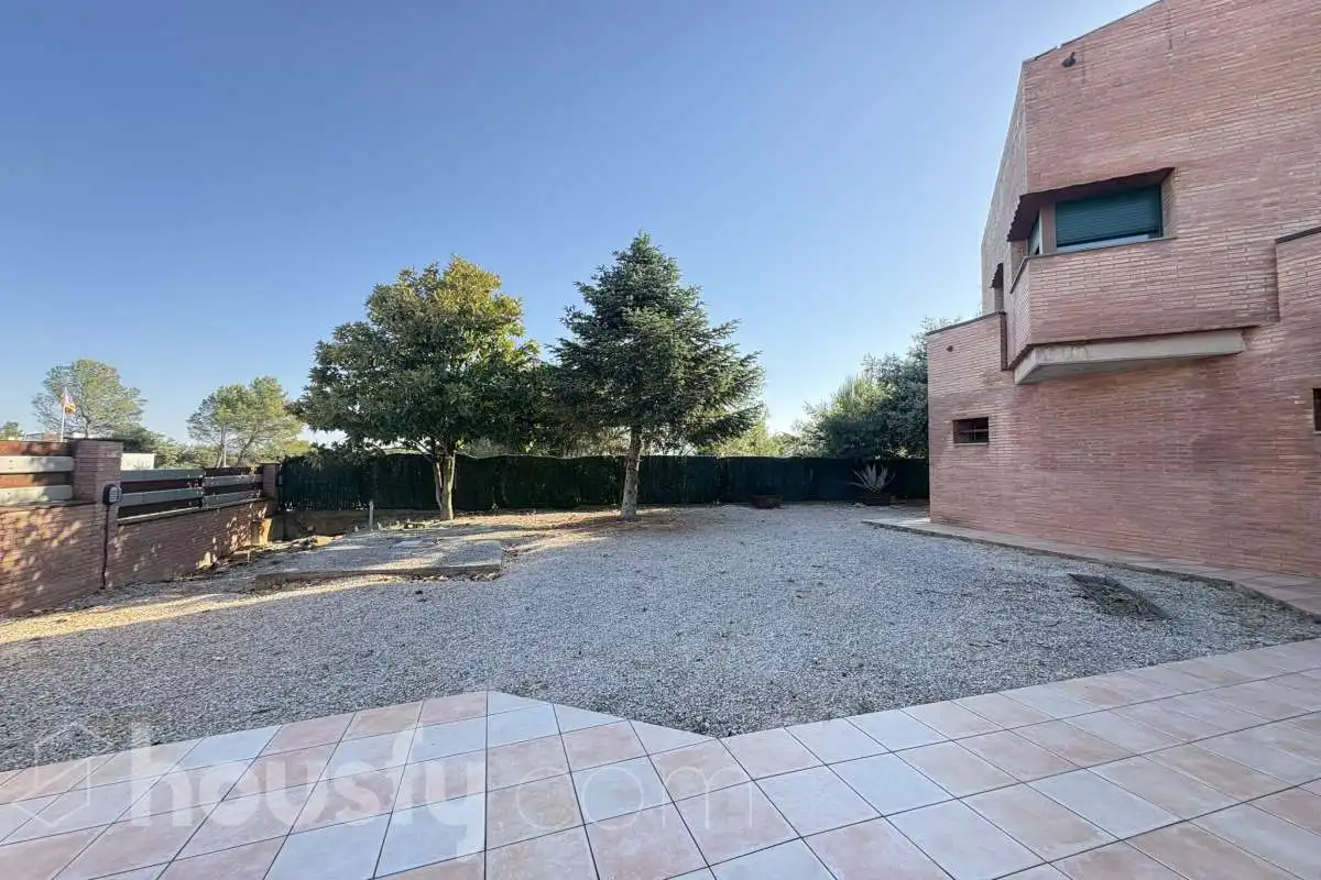 Jardín de Casa o chalet en venta en Sant Julià de Ramis con Calefacción, Jardín privado y Terraza