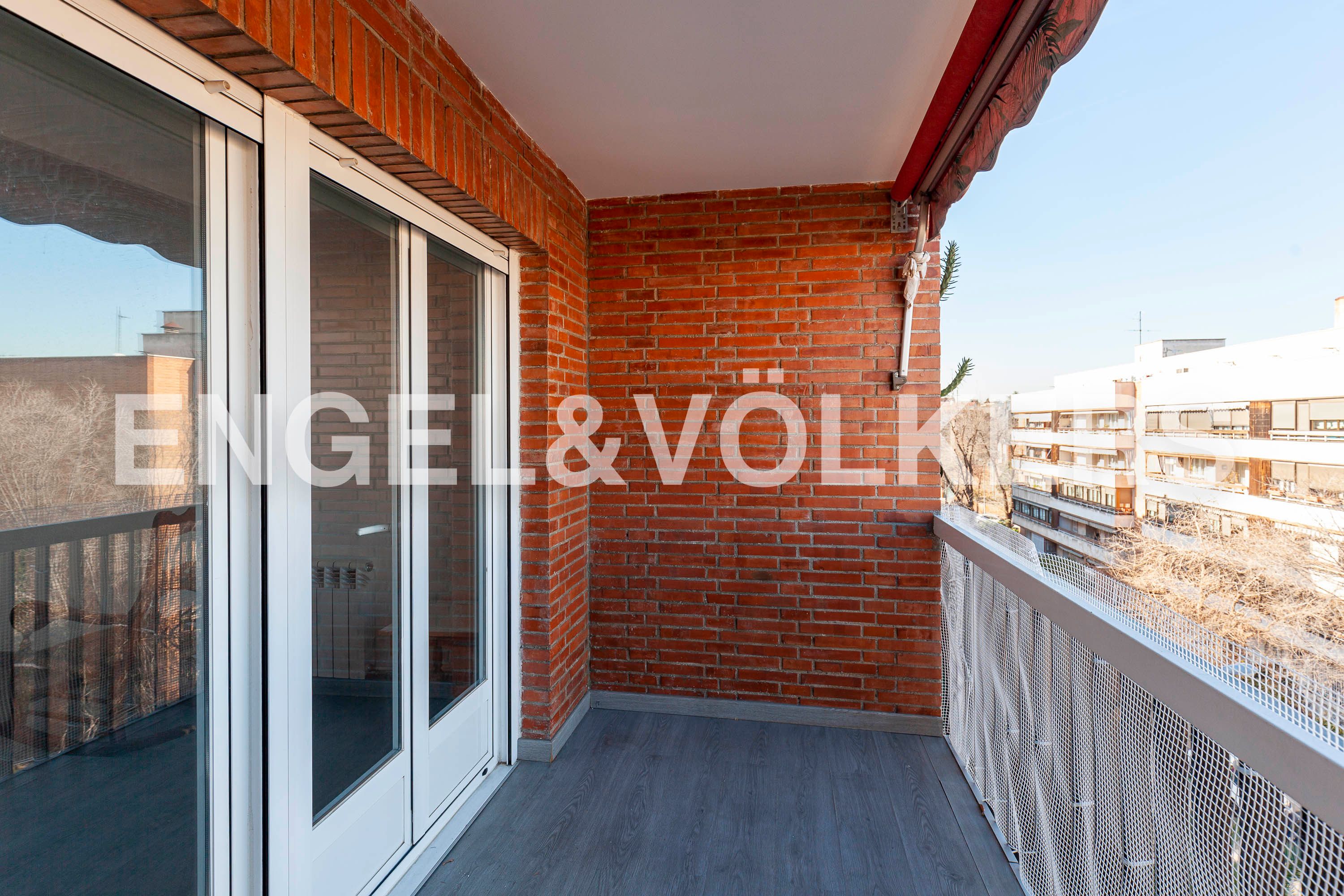 Terrassa de Apartament de lloguer en  Madrid Capital amb Aire condicionat, Calefacció i Parquet
