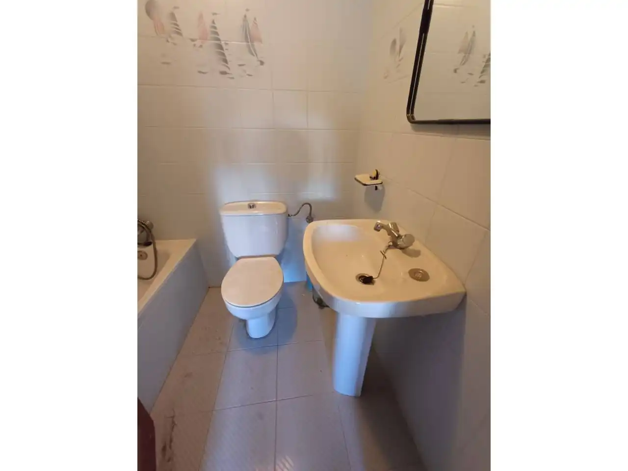 Baño de Piso en venta en Huelva con Aire acondicionado
