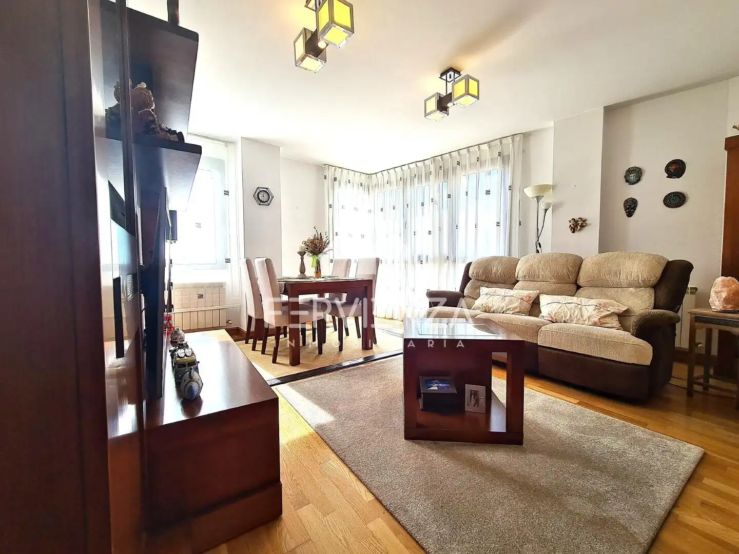 Sala d'estar de Dúplex en venda en Lena