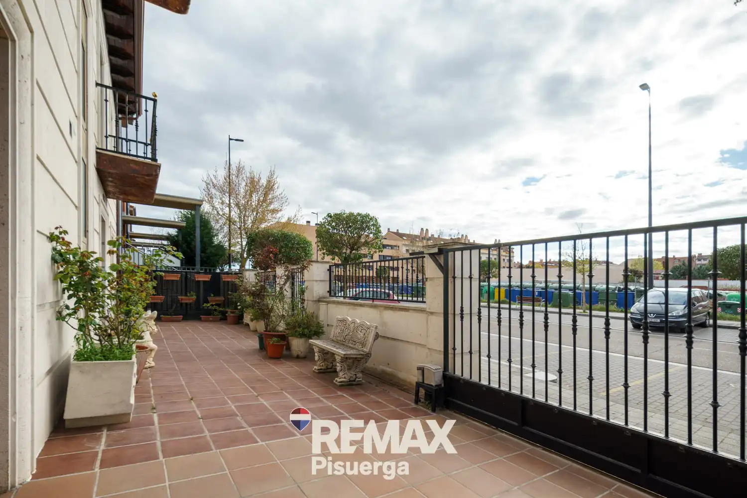 Terraza de Casa o chalet en venta en Laguna de Duero con Aire acondicionado, Calefacción y Jardín privado