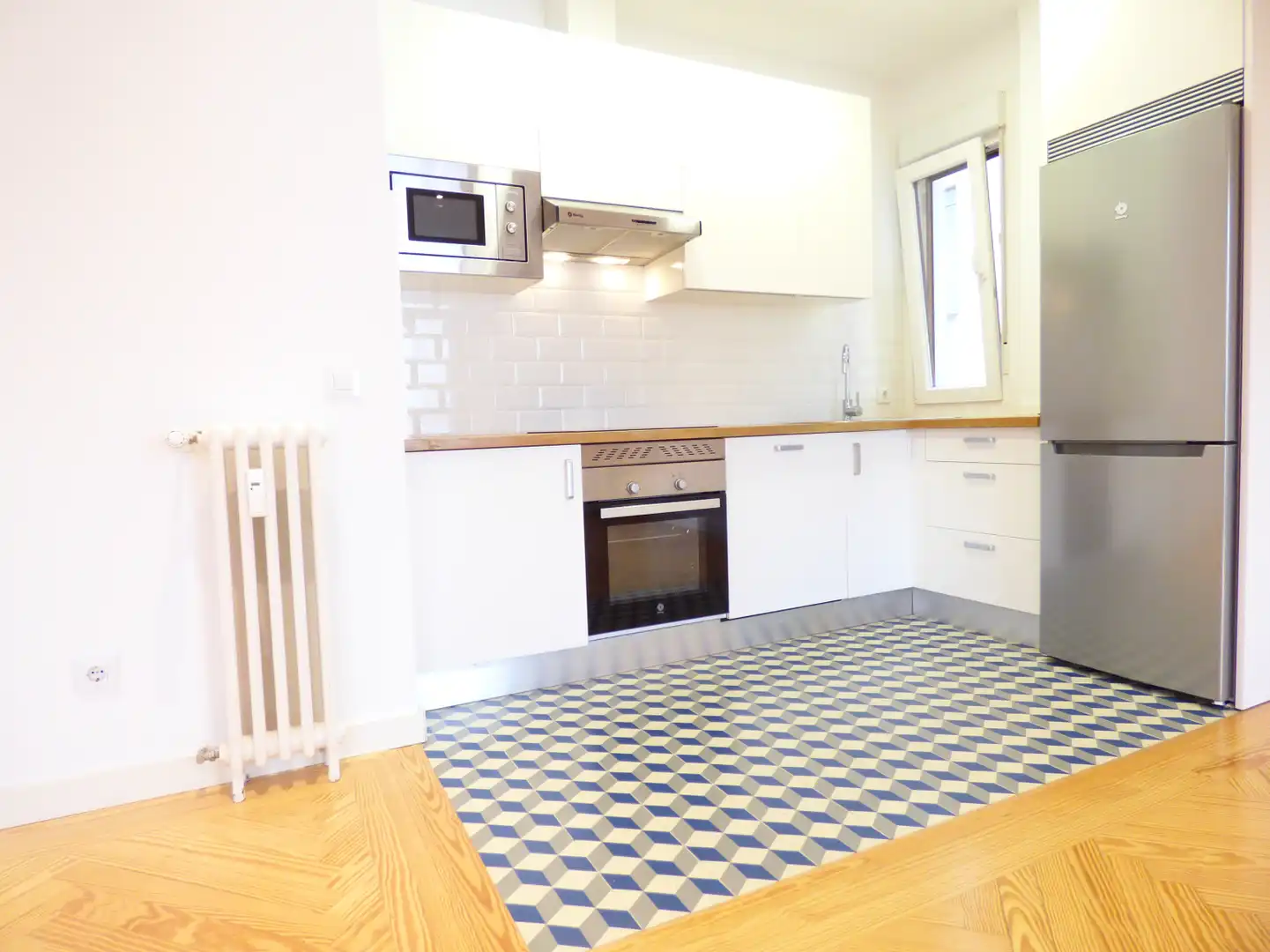 Flat for rent in Madrid - Avenida de Menéndez Pelayo, Ibiza de Madrid