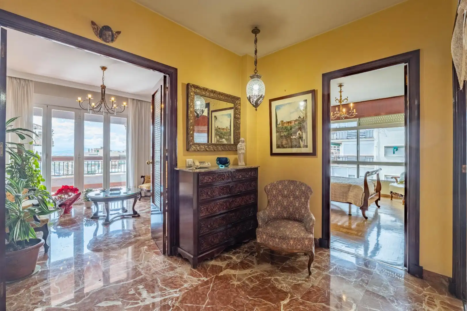 Piso en venta en Granada con Terraza, Trastero y Balcón
