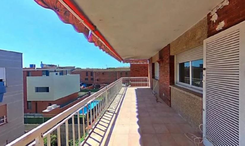 Pis en venda a Passeig de la Marina, 97, La Pineda