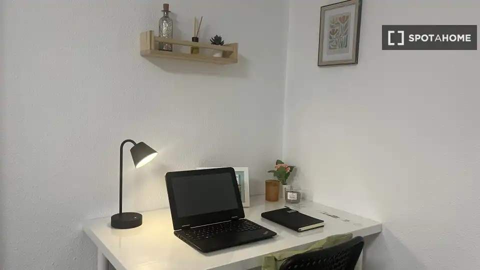 Piso de alquiler en Valencia con Aire acondicionado, Calefacción y Amueblado