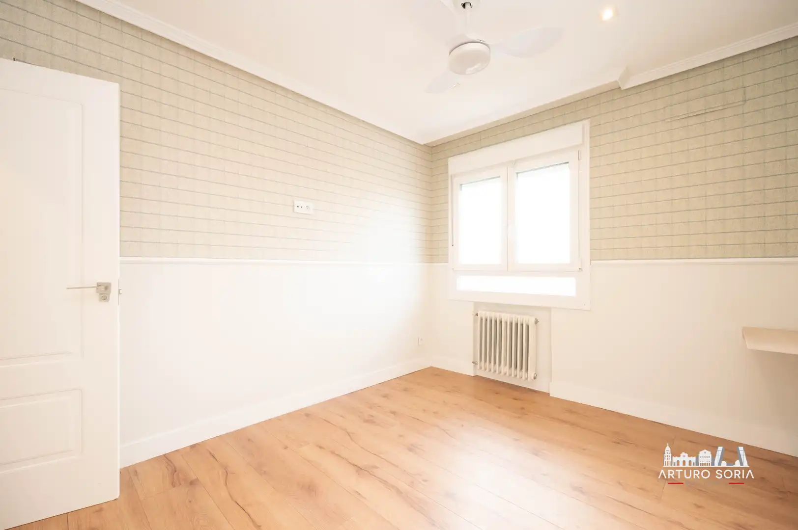 Habitación de Piso de alquiler en Madrid con Aire acondicionado, Trastero y Lavadora