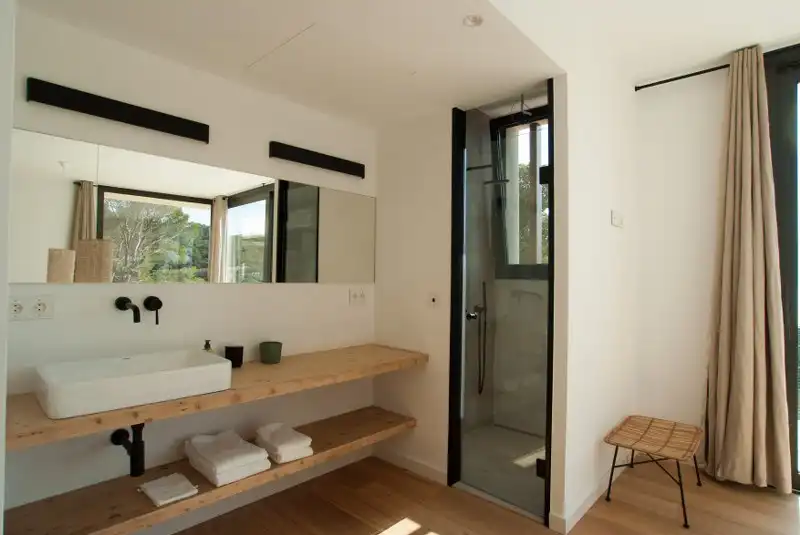 Baño de Casa o chalet de alquiler en Begur con Aire acondicionado, Jardín privado y Terraza